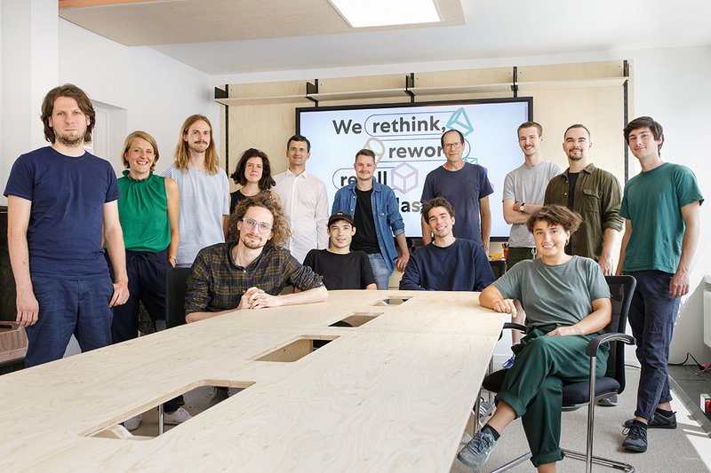2_HolyPoly_Team